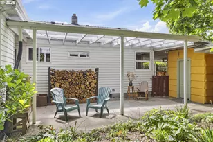 8437 NE Going Pl, Portland, OR 97220 - Photo 17