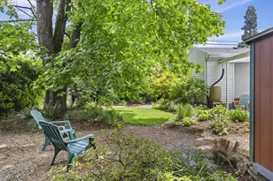 8437 NE Going Pl, Portland, OR 97220 - Photo 19