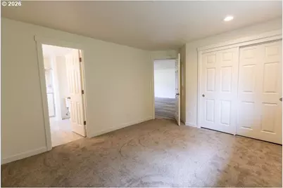 384 Lower Lavista Ct, Salem, OR 97304 - Photo 9