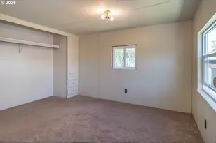 1050 W Central Ave, Sutherlin, OR 97479 - Photo 9