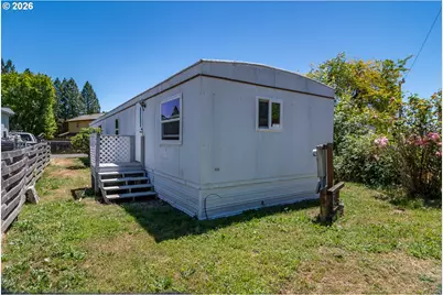1050 W Central Ave #55, Sutherlin, OR 97479 - Photo 11