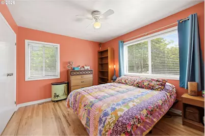 2414 E McLoughlin Blvd, Vancouver, WA 98661 - Photo 13