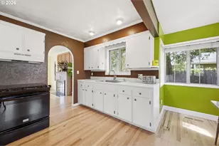 2414 E McLoughlin Blvd, Vancouver, WA 98661 - Photo 9