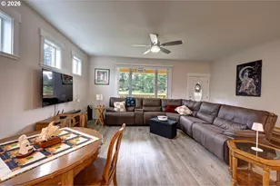 92648 Waldbom Rd, Astoria, OR 97103 - Photo 7