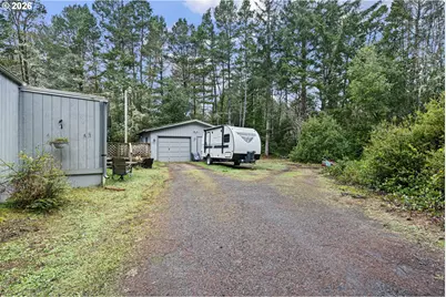 4826 Rhododendron Loop, Florence, OR 97439 - Photo 3