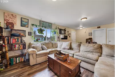 509 Williams Ave, Tillamook, OR 97141 - Photo 7