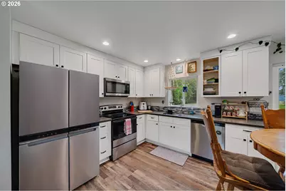 509 Williams Ave, Tillamook, OR 97141 - Photo 9