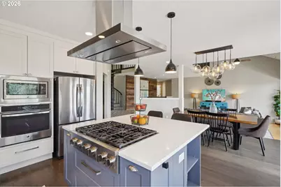 19760 Wildwood Dr, West Linn, OR 97068 - Photo 17