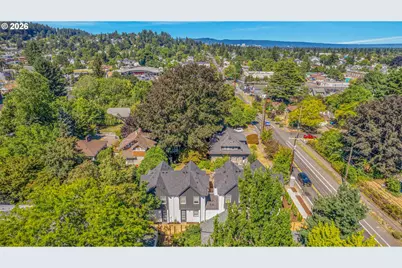 8432 E Burnside St, Portland, OR 97216 - Photo 43