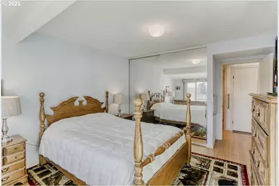 12060 SW Par 4 Dr, King City, OR 97224 - Photo 21