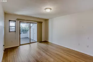 12060 SW Par 4 Dr, King City, OR 97224 - Photo 15