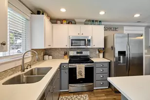 30825 SW Fir Ave, Wilsonville, OR 97070 - Photo 9