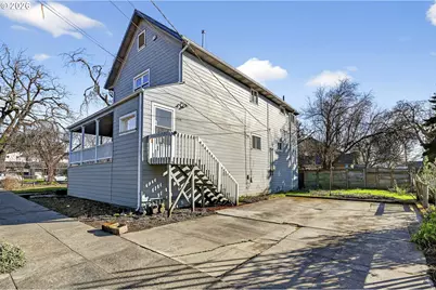 2028 SE Brooklyn St, Portland, OR 97202 - Photo 13