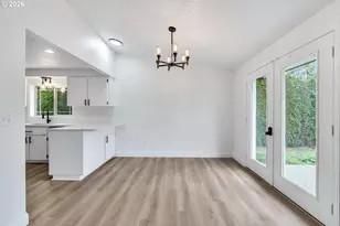 6404 SE Carlton St, Portland, OR 97206 - Photo 9