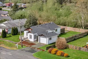 45 SW Birch Ct, Warrenton, OR 97146 - Photo 3