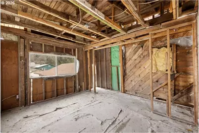 195 SE Mill St, Myrtle Creek, OR 97457 - Photo 7