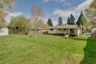 207 NW Ash St, McMinnville, OR 97128 - Photo 43