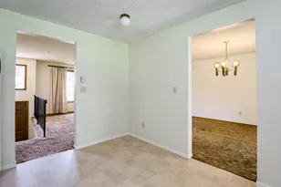 207 NW Ash St, McMinnville, OR 97128 - Photo 13