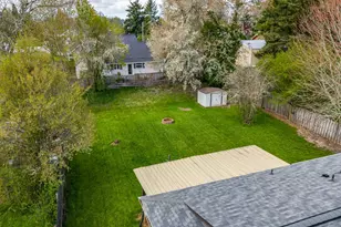 207 NW Ash St, McMinnville, OR 97128 - Photo 37