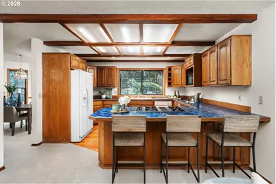 15310 SW Sandpiper Ln, Beaverton, OR 97007 - Photo 11