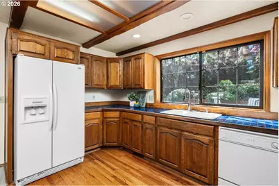 15310 SW Sandpiper Ln, Beaverton, OR 97007 - Photo 13