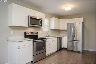 12344 SE Bush St, Portland, OR 97236 - Photo 9