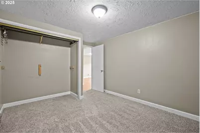 7480 SW Taylors Ferry Rd, Portland, OR 97223 - Photo 23