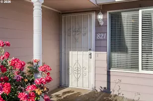 821 NE 108th Ave, Vancouver, WA 98664 - Photo 3