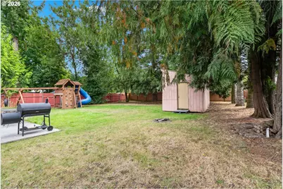 821 NE 108th Ave, Vancouver, WA 98664 - Photo 27
