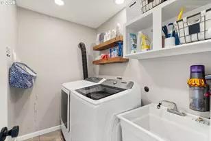 5402 SW 34th Pl, Portland, OR 97239 - Photo 29