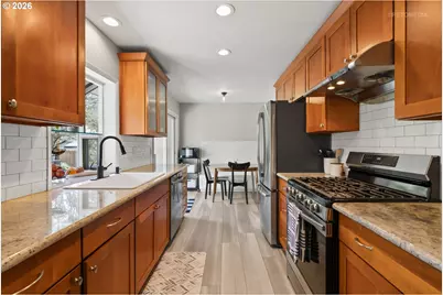 5402 SW 34th Pl, Portland, OR 97239 - Photo 11