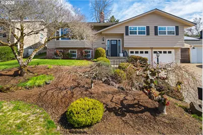 5402 SW 34th Pl, Portland, OR 97239 - Photo 1