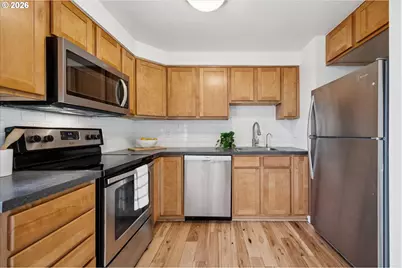 7615 NE Multnomah St, Portland, OR 97213 - Photo 9