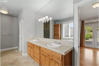 909 N 9th Way, Ridgefield, WA 98642 - Photo 25
