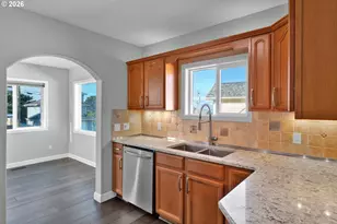 634 SW Ebb Ave, Lincoln City, OR 97367 - Photo 23