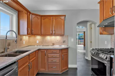 634 SW Ebb Ave, Lincoln City, OR 97367 - Photo 21