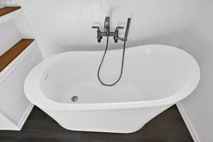 634 SW Ebb Ave, Lincoln City, OR 97367 - Photo 33