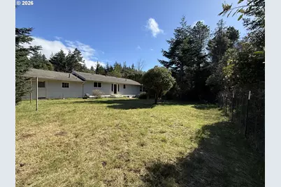 42710 Silver Springs Rd, Port Orford, OR 97465 - Photo 23