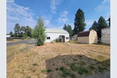 201 N 1st St, Glenwood, WA 98619 - Photo 5