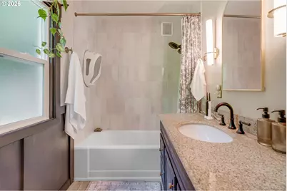 2160 SW 79th Ave, Portland, OR 97225 - Photo 13