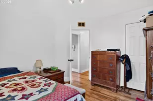 16523 SE Clinton St, Portland, OR 97236 - Photo 21