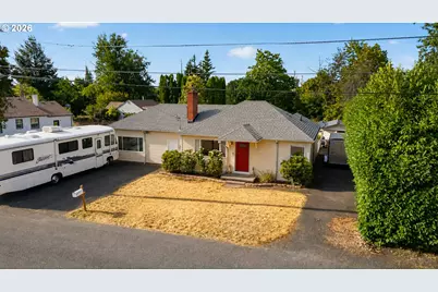 16523 SE Clinton St, Portland, OR 97236 - Photo 3