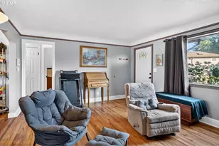 16523 SE Clinton St, Portland, OR 97236 - Photo 5