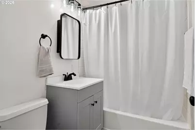 16523 SE Clinton St, Portland, OR 97236 - Photo 23