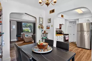 16523 SE Clinton St, Portland, OR 97236 - Photo 9