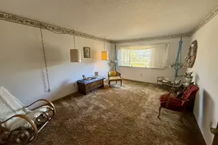 159 NE Lombardy Dr, Roseburg, OR 97470 - Photo 13