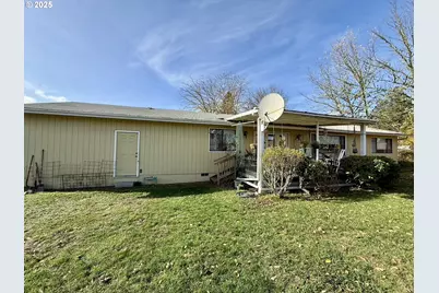 159 NE Lombardy Dr, Roseburg, OR 97470 - Photo 19