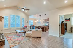 51868 Trapper George Ln, La Pine, OR 97739 - Photo 5