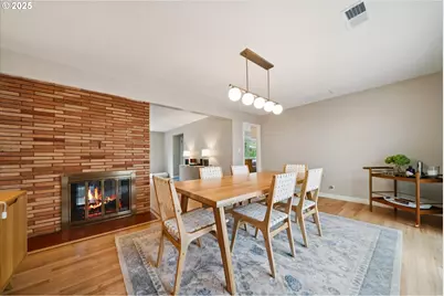 8195 SW Canyon Ln, Portland, OR 97210 - Photo 13