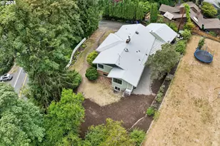 8195 SW Canyon Ln, Portland, OR 97210 - Photo 43